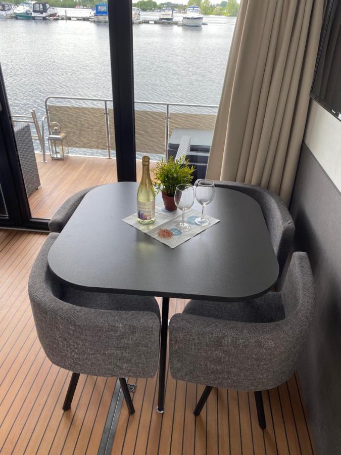 Hausboot Buddy Weyhe Exteriör bild
